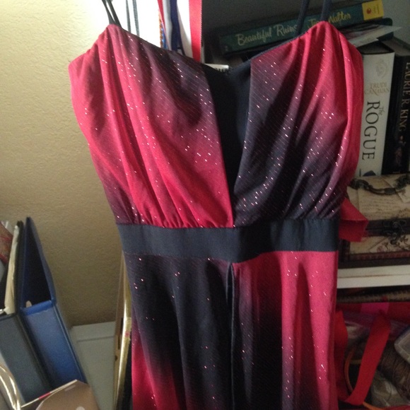 🍁❄️4 for $25❄️🍁High low Sparkly Dress - Picture 2 of 4